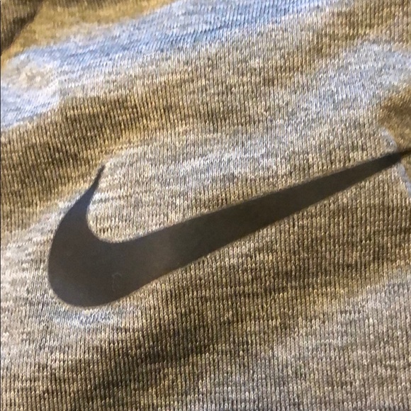 Nike Dri Fit Fitted Shirt - Picture 3 of 4